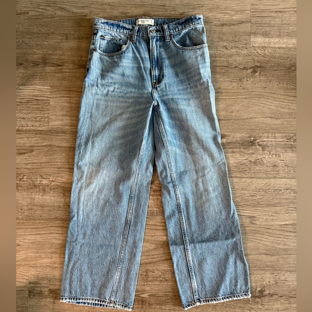 Abercrombie Loose High Rise